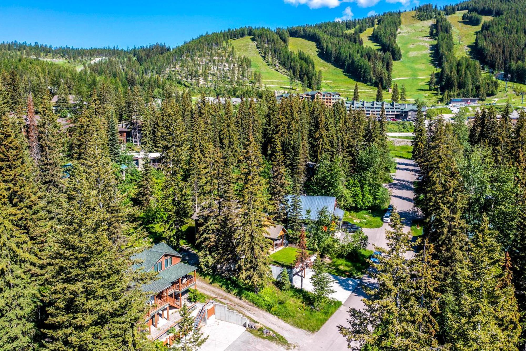 Gray Wolf Condos At Whitefish Bagian luar foto