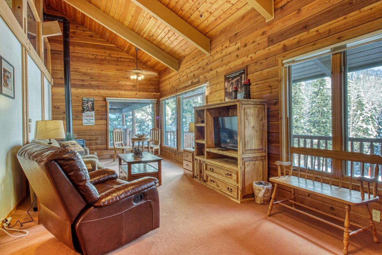Gray Wolf Condos At Whitefish Bagian luar foto