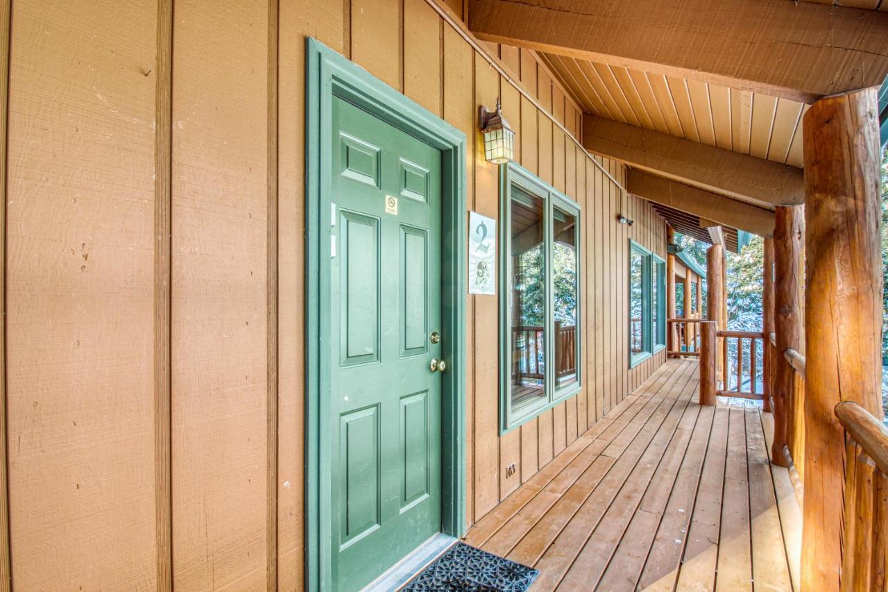 Gray Wolf Condos At Whitefish Bagian luar foto