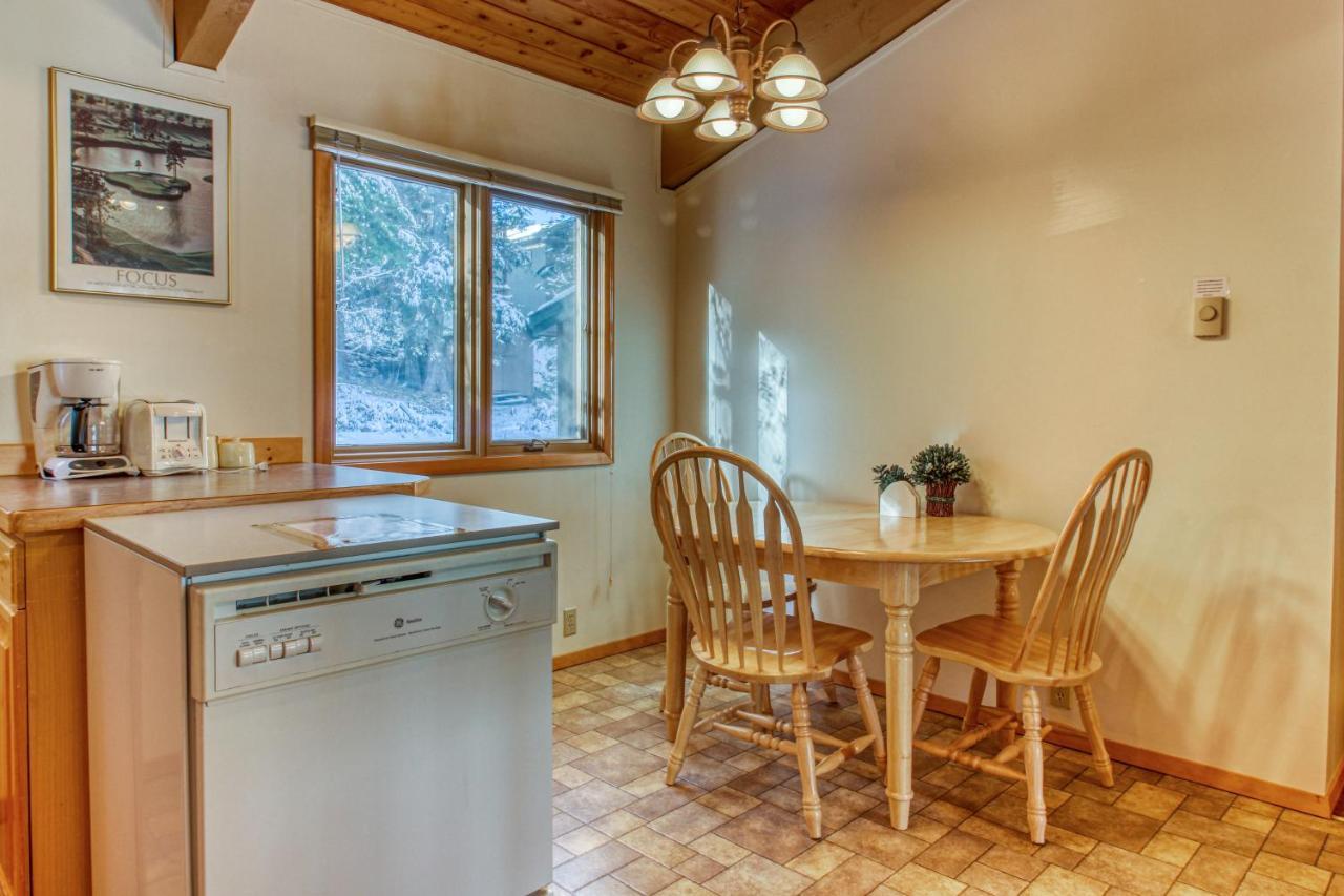 Gray Wolf Condos At Whitefish Bagian luar foto